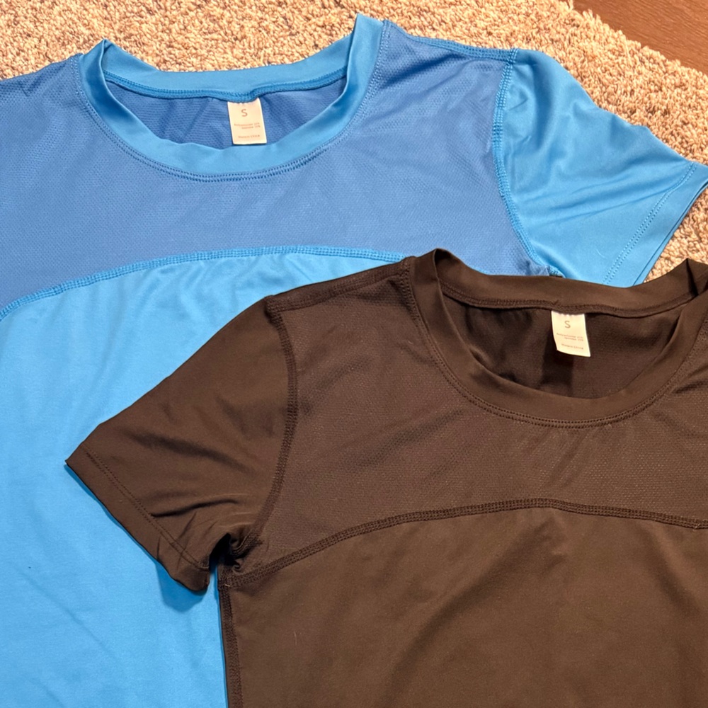 2Pack Bundle 💙🖤 Black & Blue Active Tees Running Weight Lifting Gym Yoga Pilates